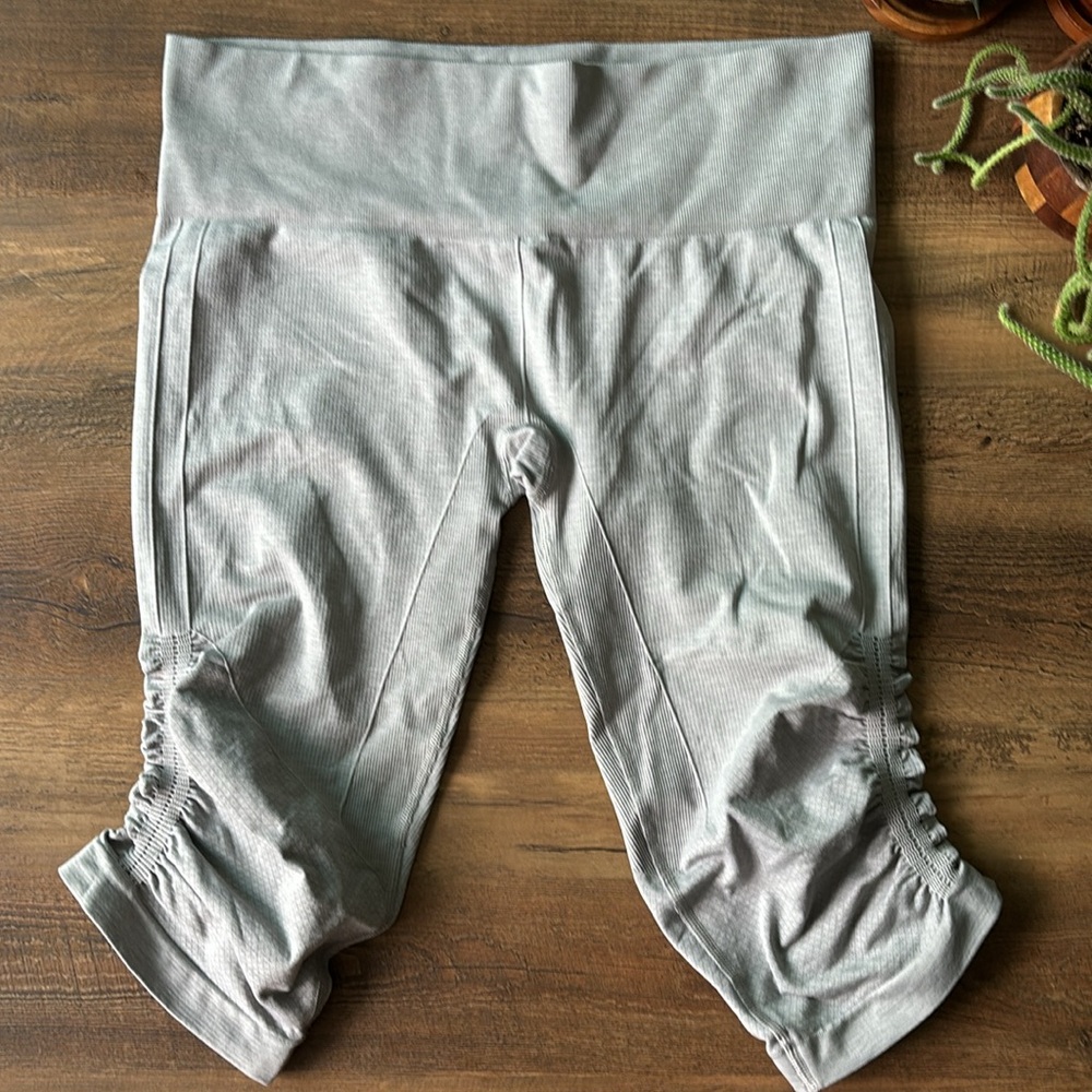 Lululemon In the Flow II crop yoga pants leggings 12